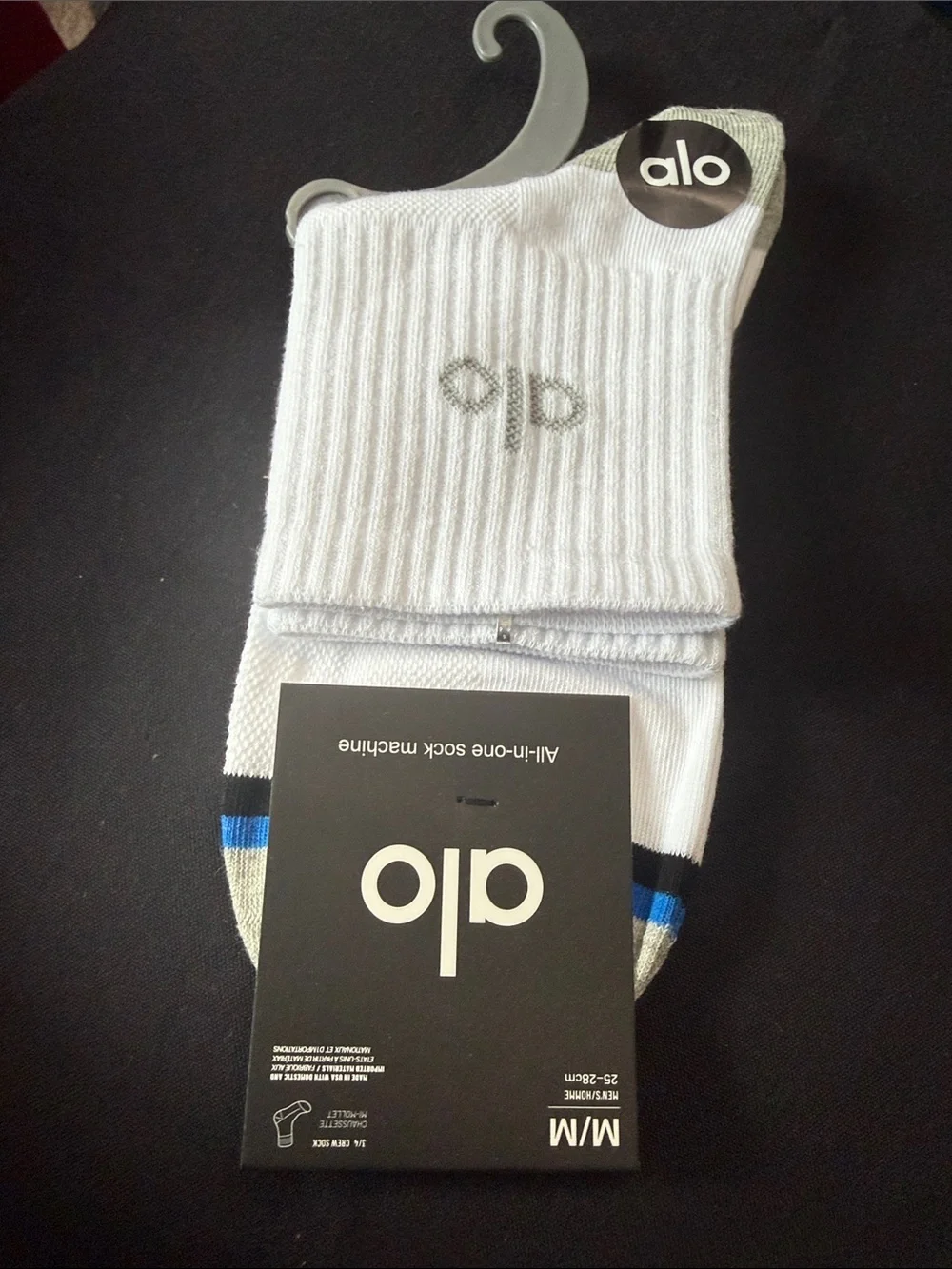 ALO Yoga  White Performance Crew Socks